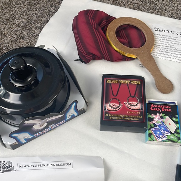 MAGIC TRICK book and starter set. Magic, illusion set. - Picture 3 of 16